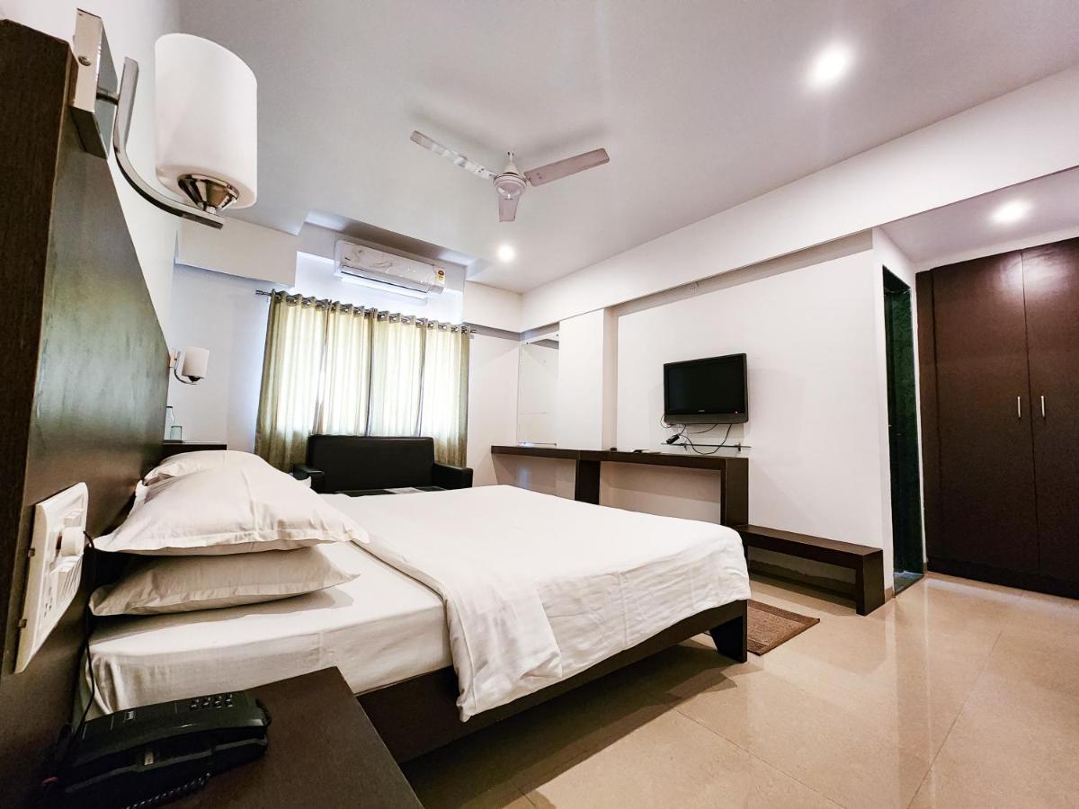 Hotel Rajwada Aurangabad Luaran gambar