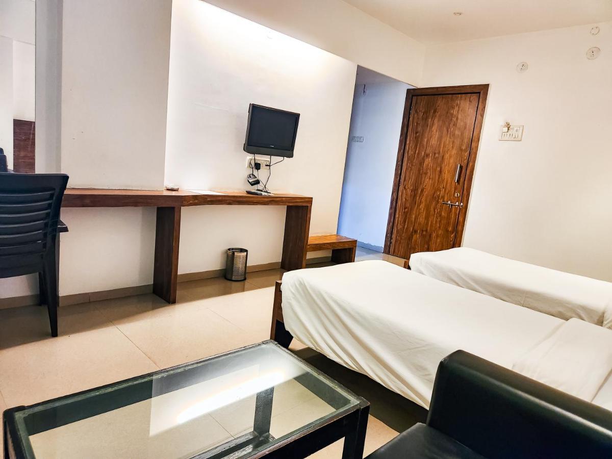 Hotel Rajwada Aurangabad Luaran gambar
